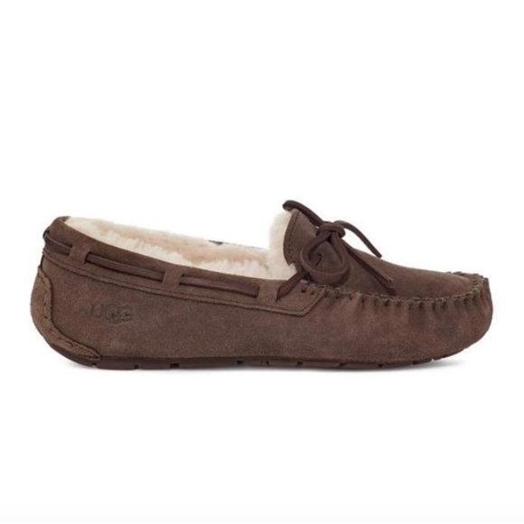 SNOWDAYSALE UGG Dakota Water Resistant Moccasin Slipper-Espresso, brown. Size7 - Picture 2 of 15